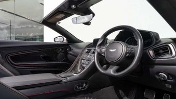 Aston Martin DB11 Volante