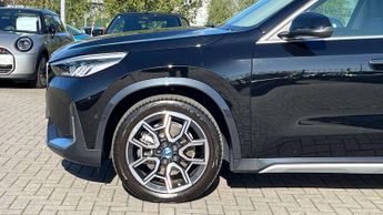 BMW Ix1 xLine