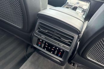 Audi Q7 Vorsprung