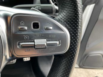 Mercedes-Benz Cla AMG Line