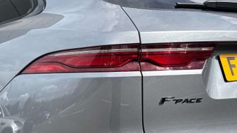 Jaguar F-PACE R-Dynamic Black