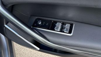 Jaguar F-PACE R-Dynamic Black