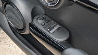 MINI Hatchback Cooper Classic