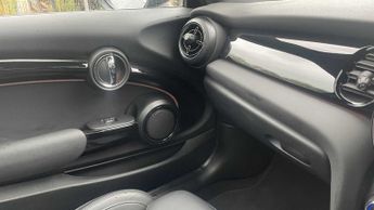 MINI Hatchback Cooper S Level 3