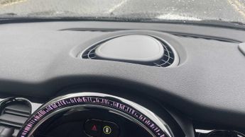 MINI Hatchback Cooper S Level 3