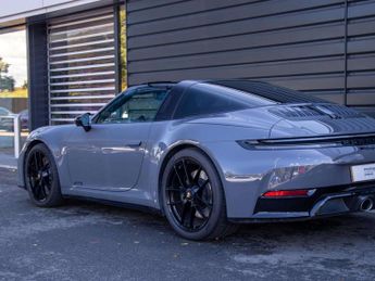 Porsche 911 [992] Targa 4 