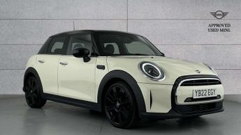 MINI Hatch Cooper Exclusive