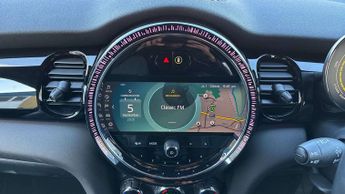 MINI Hatchback Cooper S Level 2