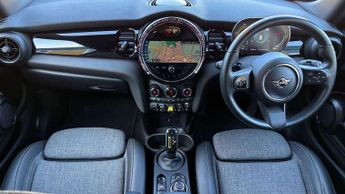 MINI Hatchback Cooper S Level 2