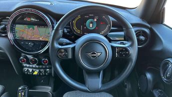 MINI Hatchback Cooper S Level 2