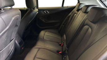 BMW 1 Series SE