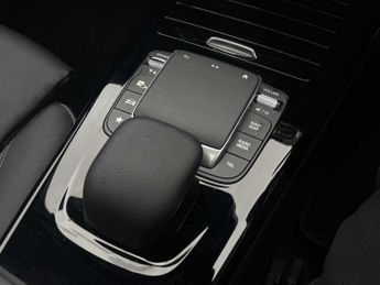 Mercedes-Benz Cla AMG Line