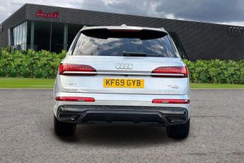 Audi Q7 Black Edition
