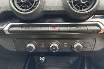 Audi Q2 Black Edition