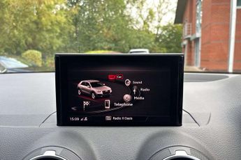Audi Q2 Black Edition