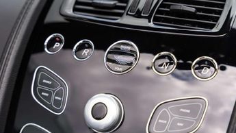 Aston Martin DB9 GT Volante