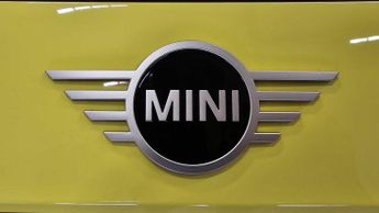 MINI Cooper E Classic