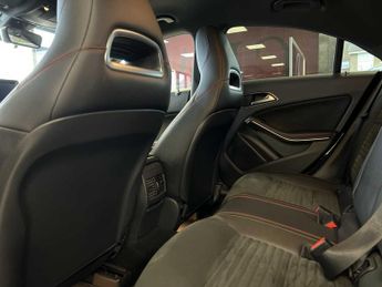 Mercedes-Benz Cla AMG Sport