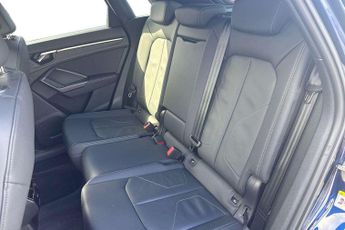 Audi Q3 Black Edition
