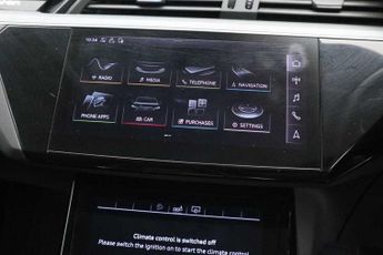 Audi E-Tron 