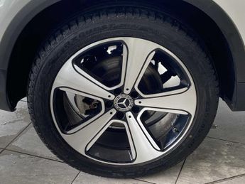 Mercedes-Benz GLC Urban Edition