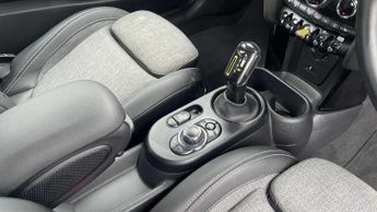 MINI Hatchback Cooper S Level 2