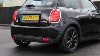 MINI Hatchback Cooper S Level 2
