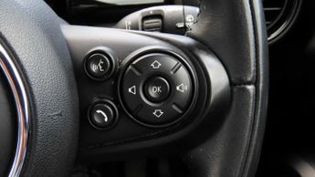 MINI Hatchback Cooper S Level 2