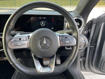 Mercedes-Benz Cla AMG Line