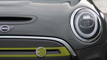 MINI Hatchback Cooper S Level 1