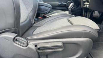 MINI Hatchback Cooper S Level 2