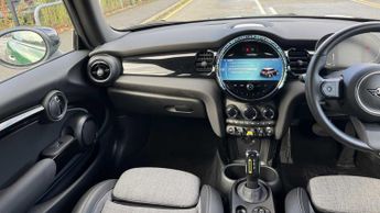 MINI Hatchback Cooper S Level 2