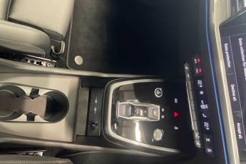 Audi Q4 Black Edition