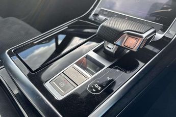 Audi Q7 Black Edition