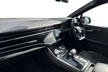 Audi Q7 Black Edition