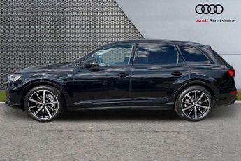 Audi Q7 Black Edition