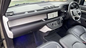 Land Rover Defender First Edition