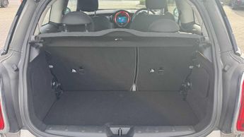 MINI Hatchback Cooper Classic
