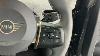 MINI Cooper E Exclusive