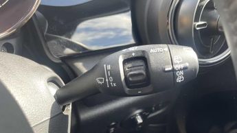 MINI Hatchback Cooper S Level 2