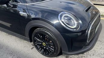 MINI Hatchback Cooper S Level 2