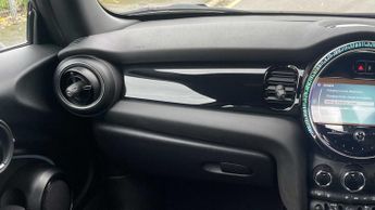 MINI Hatchback Cooper S Level 2