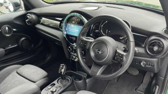 MINI Hatchback Cooper S Level 2