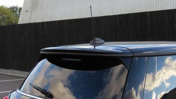 MINI Hatchback Cooper S Level 2