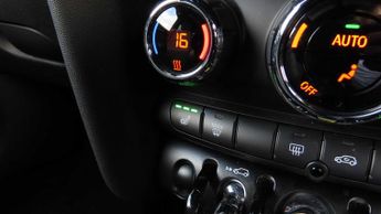 MINI Hatchback Cooper S Level 2