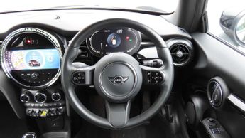 MINI Hatchback Cooper S Level 2