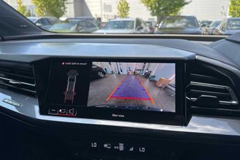 Audi Q4 Black Edition