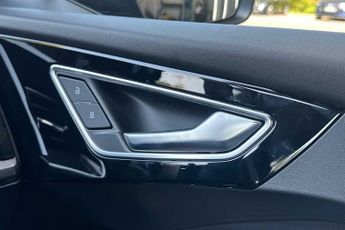 Audi Q4 Black Edition