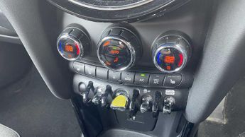 MINI Hatchback Cooper S Level 2