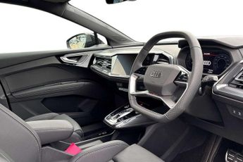 Audi Q4 Black Edition